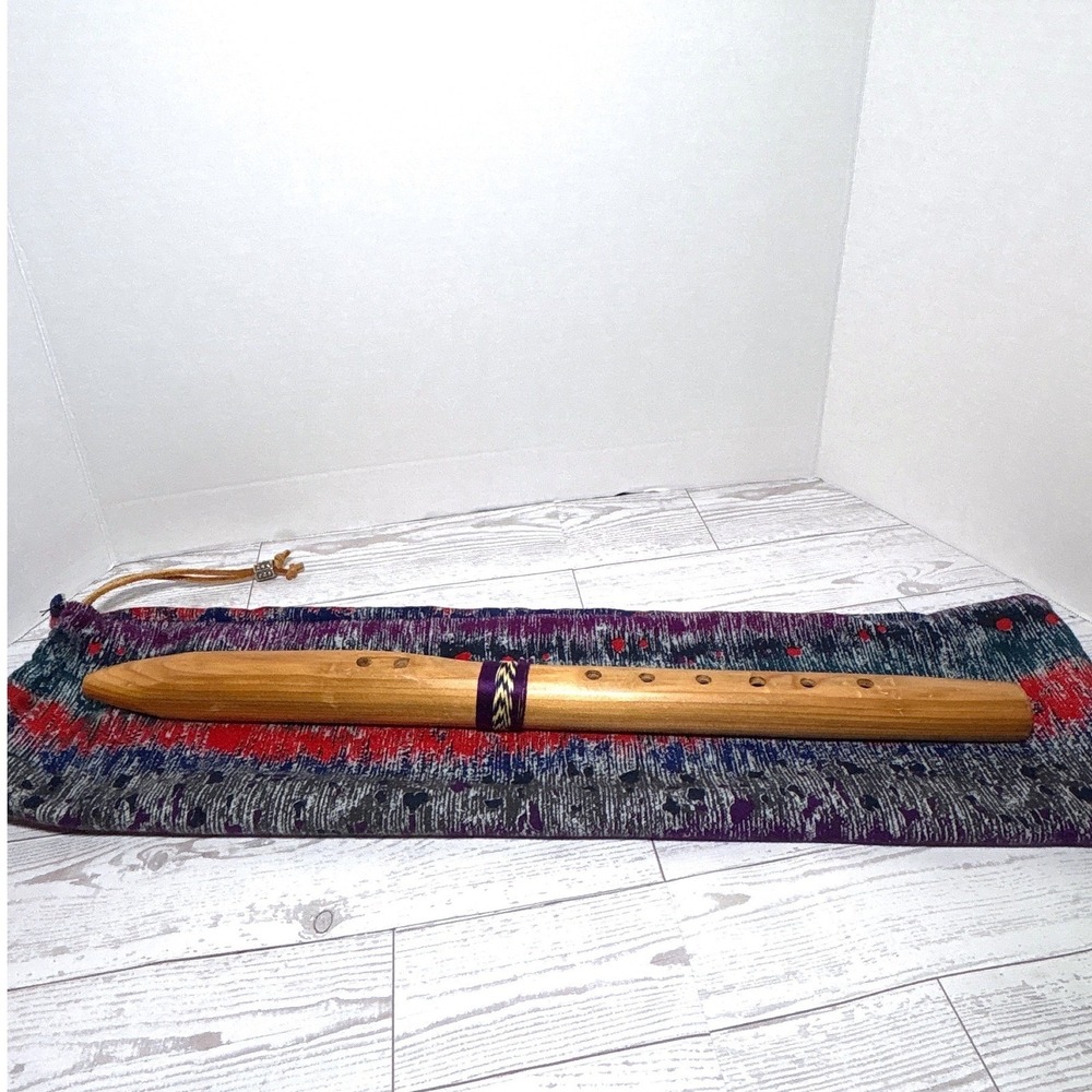 Handmade Wooden Native American Style Flute with Sleeve Case 18.5 Inches - Picture 4 of 9
